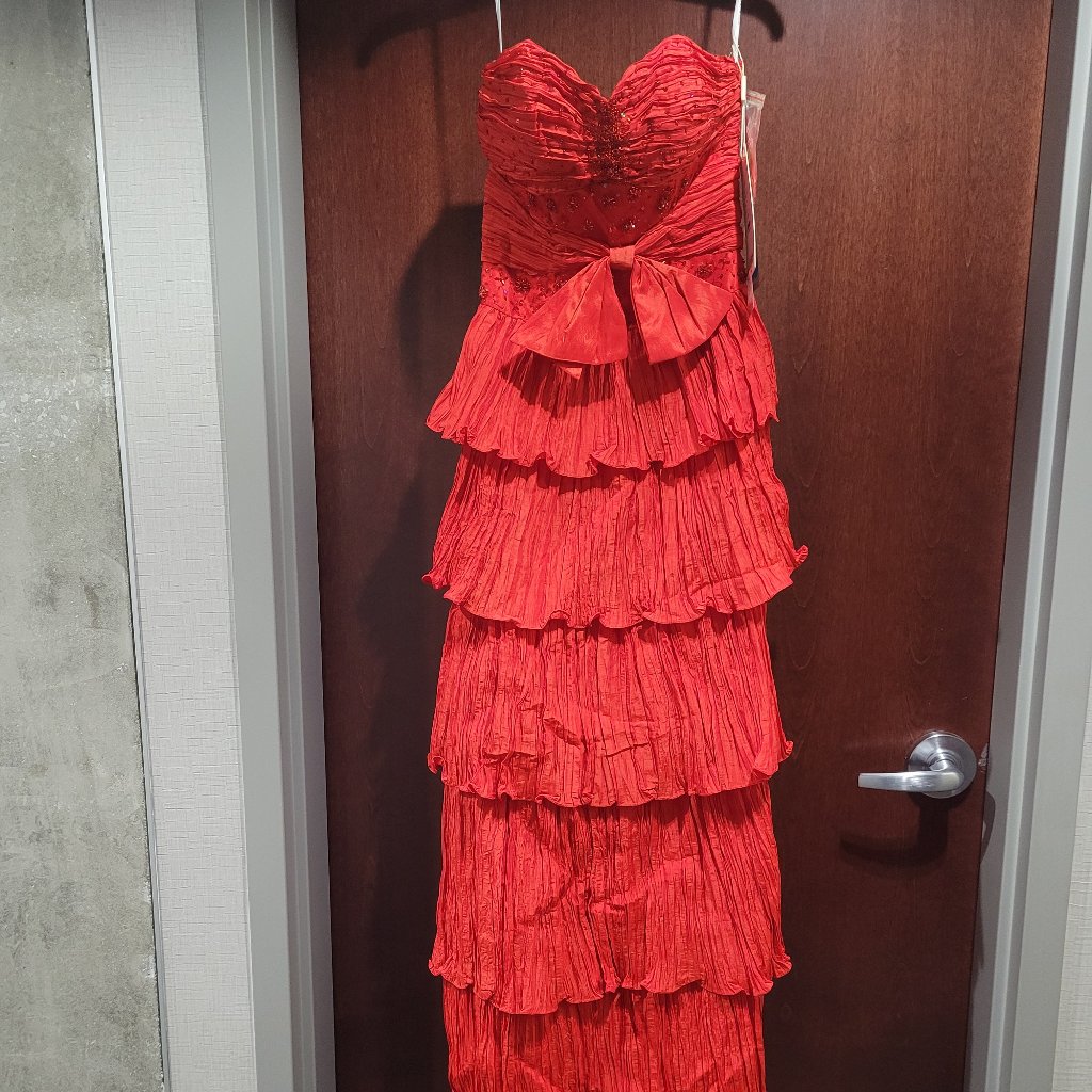 Lara Designs 2972 Size 2 Red Prom Dress